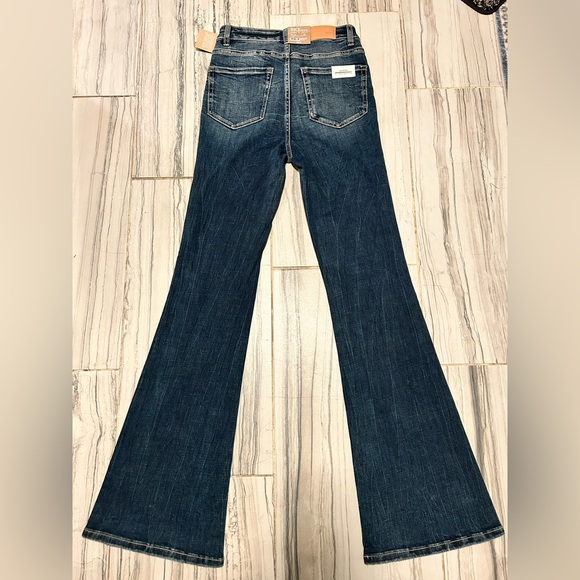BKE Billie Flare Stretch Jean - Picture 3 of 13